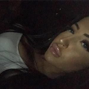 Meet your Posher, Natasha